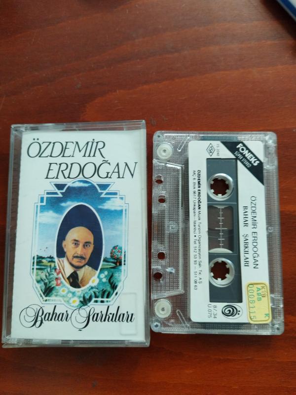 Özdemir Erdoğan – Bahar Şarkıları - 1987 Türkiye Basım Kaset Albüm