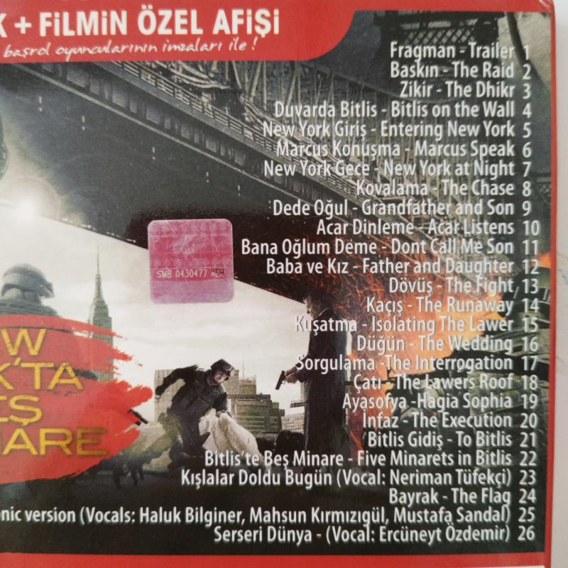 Newyork’ta Beş Minare  / Soundtrack +Filmin Özel Afişi -  Türkiye Basım - 2. El  CD  Albüm