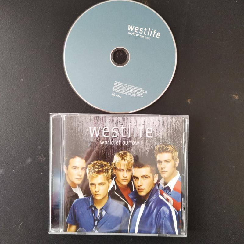 Westlife – World Of Our Own  -   2001 Avrupa  Basım - 2. El CD  Albüm