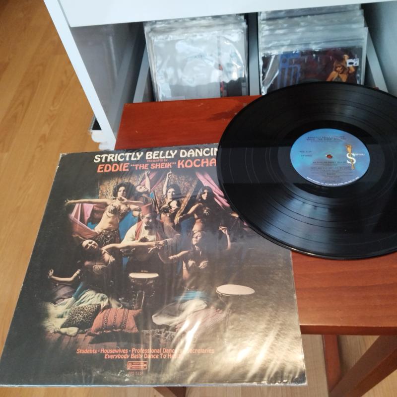 Eddie ’’The Sheik’’ Kochak* – Strictly Belly Dancing -  1973  Amerika Basım Albüm - 33 lük LP Plak