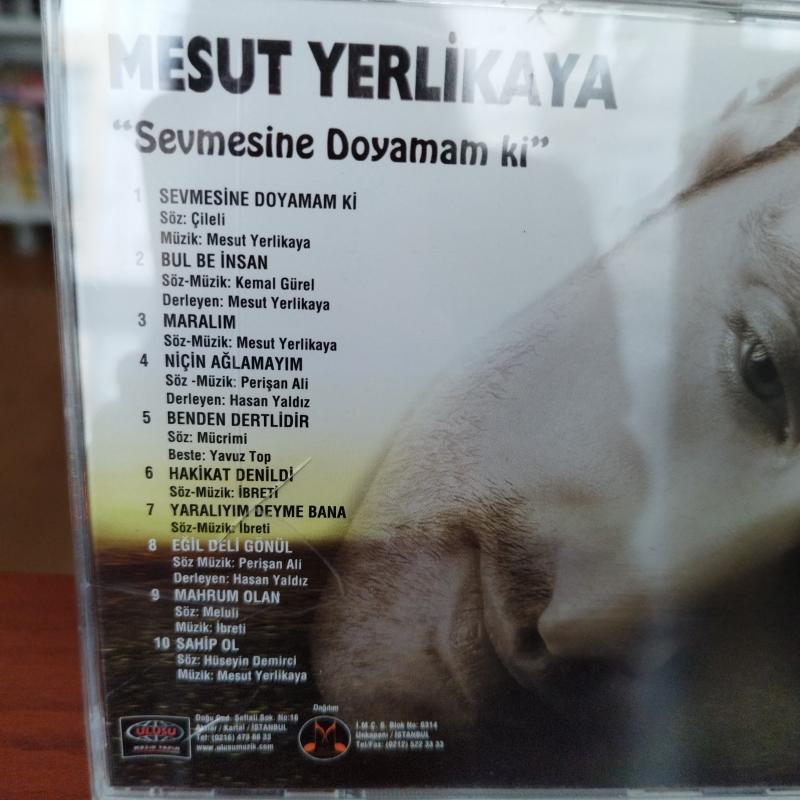 Mesut Yerlikaya / Sevmesine Doyamam ki  - Türkiye Basım -  2. El CD  Albüm