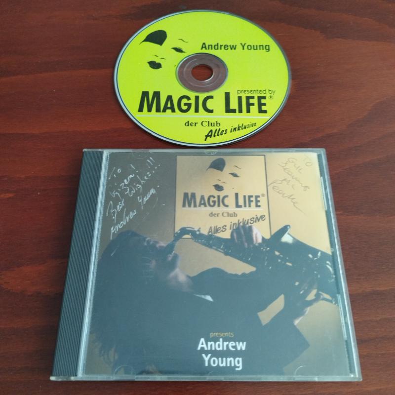 Andrew Young / Magic Life der Club - Türkiye Basım - 2. El CD Albüm- İsme İthafen İmzalı