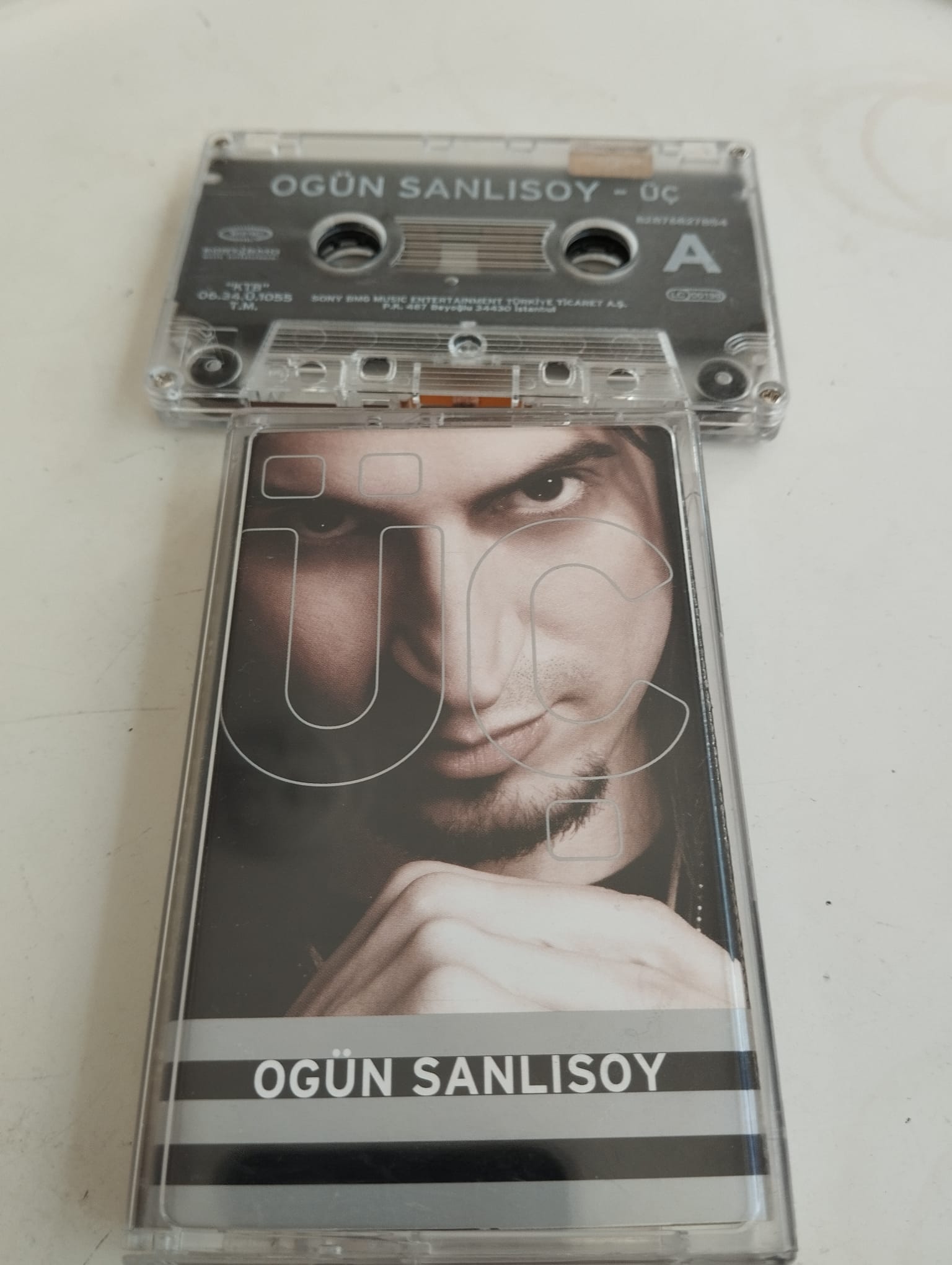 Ogün Sanlısoy – Üç - 2006 Türkiye Basım  2. El Kaset Albüm