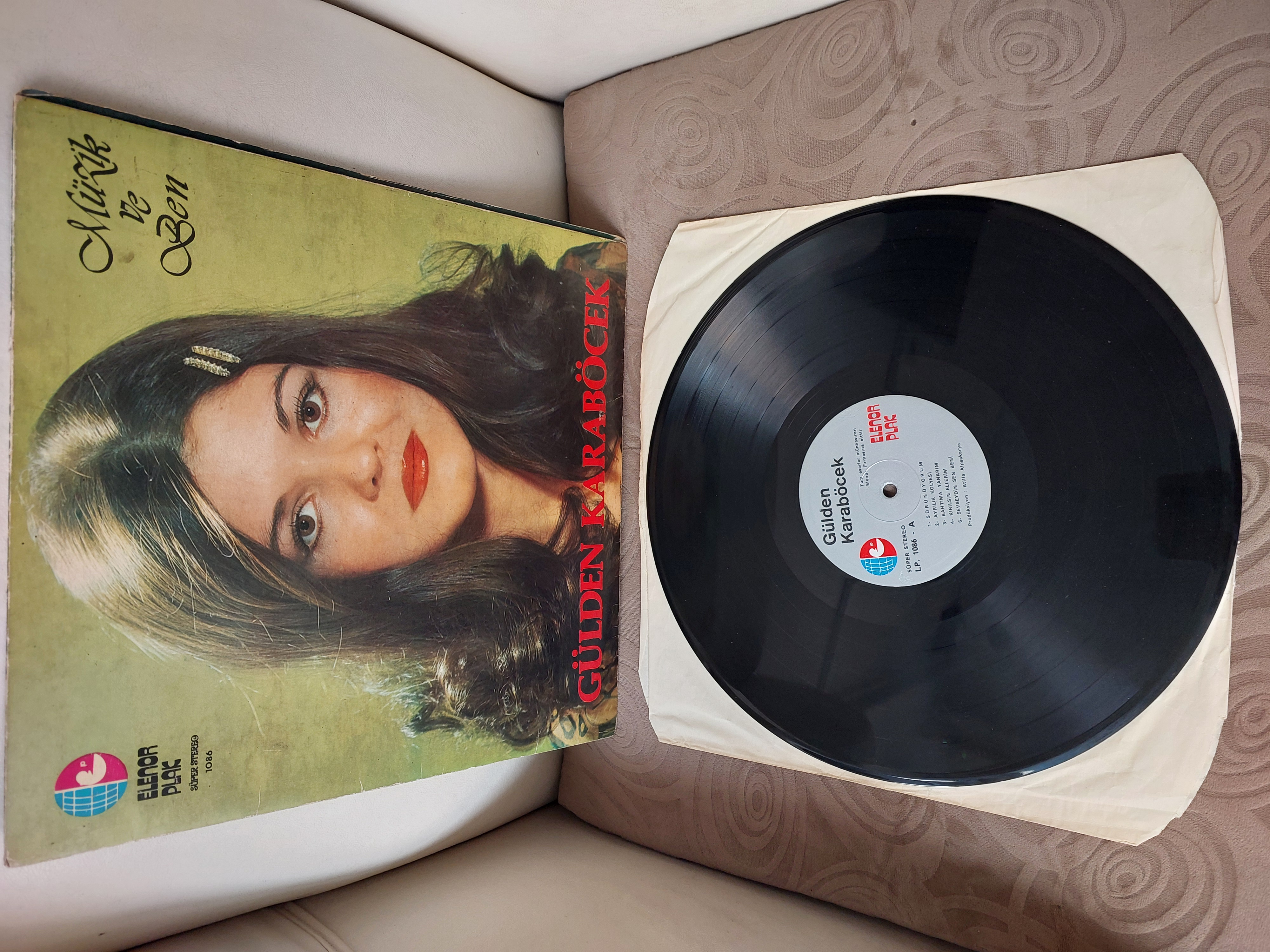 Gülden Karaböcek – Müzik Ve Ben - 1978 Türkiye Basım 33 Lük LP Albüm Plak