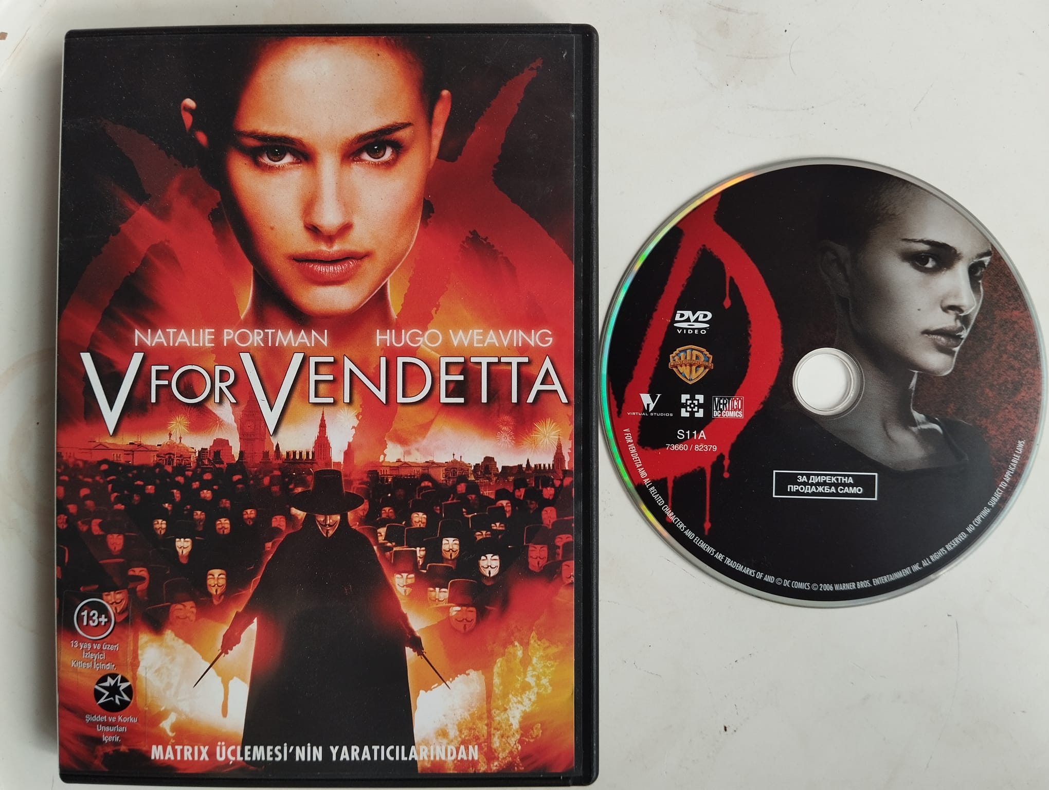 V for Vendetta  - Natalie Portman  / Hugo Weaving - 2. El  DVD Film