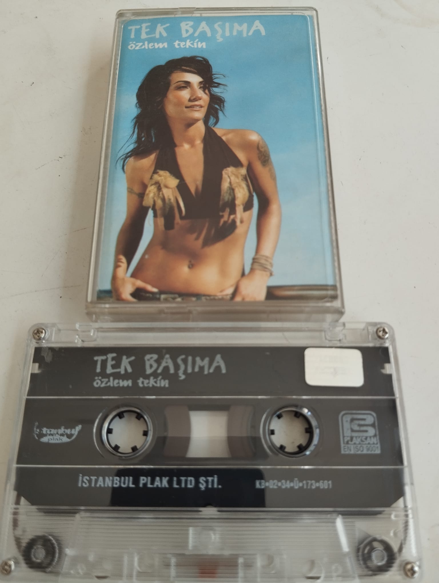 Özlem Tekin ‎– Tek Başıma - 2002  Türkiye Basım  2. El Kaset Albüm