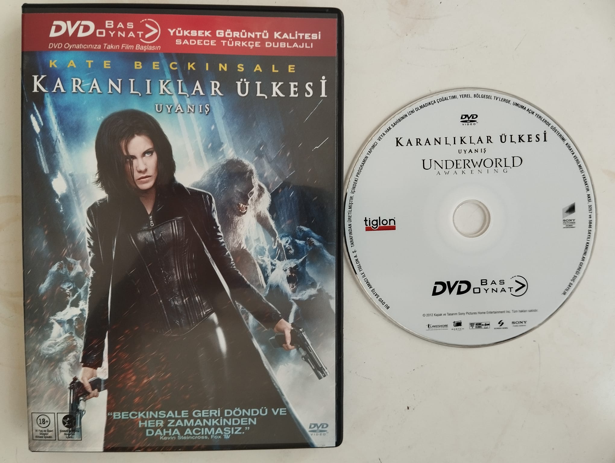 Karanlıklar Ülkesi : Uyanış  - Kate Beckinsale - 2. El DVD ( Bas Oynat)