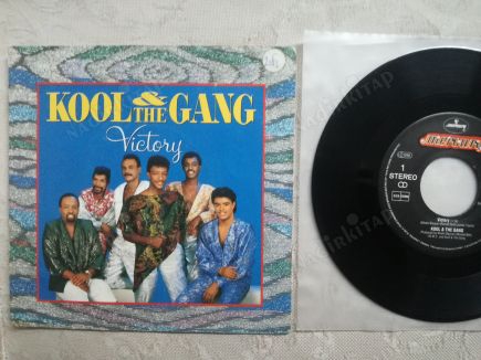 KOOL AND THE GANG - VICTORY - 1984 HOLLANDA  BASIM 45 LİK PLAK