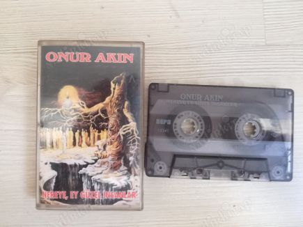 ONUR AKIN-NEREYE,EY GÜZEL İNSANLAR-KASET