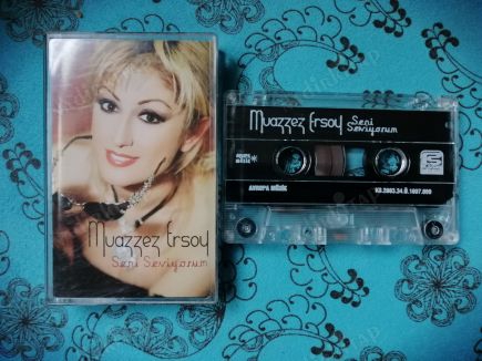 MUAZZEZ ERSOY-SENİ SEVİYORUM-(KASET)