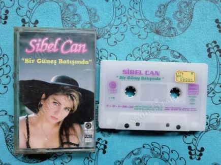 SİBEL CAN-BİR GÜNEŞ BATIŞINDA-1991 BASIM-(KASET)