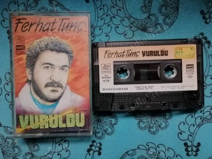 FERHAT TUNÇ-Vuruldu- (İlk Basım Kaset)