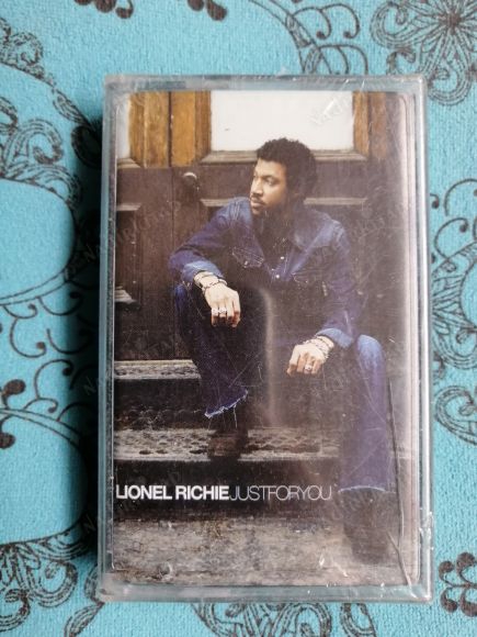 LIONEL RICHIE-JUST FOR YOU-2004 TÜRKİYE BASIM KASET-AÇILMAMIŞ AMBALAJINDA (STILL SEALED)