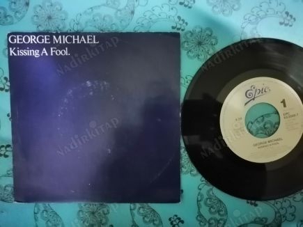 GEORGE MICHAEL - KISSING A FOOL -1987 HOLLANDA BASIM 45 LİK PLAK