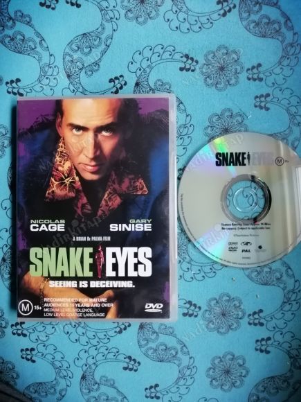 SNAKE EYES   -  Nicholas Cage , Gary Sinise - DVD  Film -  95 Dakika (AVUSTRALYA BASIMDIR TÜRKÇE DİL SEÇENEĞİ YOKTUR)