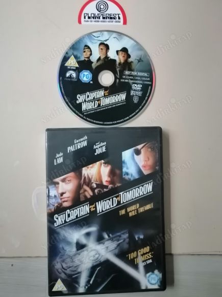 SKY CAPTAIN AND  THE  WORLD OF TOMORROW - JUDE LAW / ANGELINA JOLIE -  106 DAKİKA  DVD FİLM   AVRUPA BASIM TÜRKÇE DİL SEÇENEĞİ YOKTUR