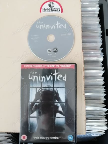 THE UNINVITED  -A GUARD BROTHERS FILM  84 DAKİKA - DVD FİLM - AVRUPA BASIM TÜRKÇE DİL SEÇENEĞİ YOKTUR  (+15)