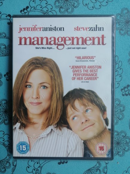 MANAGEMENT  - JENNIFER ANISTON/STEVE ZAHN  89 DAKİKA+EXTRAS  -DVD FİLM- AVRUPA BASIM TÜRKÇE DİL SEÇENEĞİ YOKTUR (+15) *AÇILMAMIŞ AMBALAJINDA*