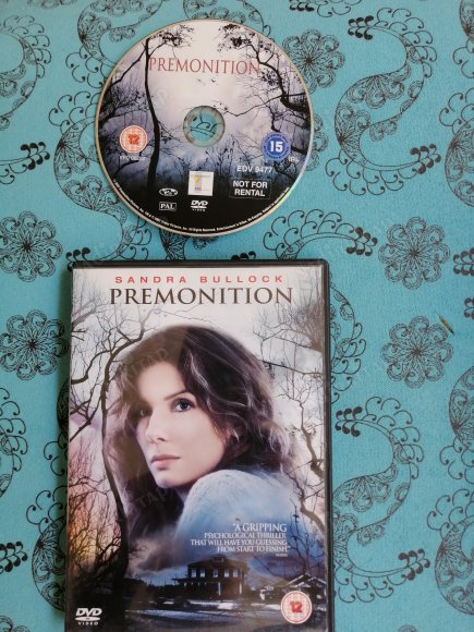 PREMONITION - SANDRA BULLOCK  92  DAKİKA + EXTRAS  -DVD FİLM  -AVRUPA BASIM TÜRKÇE DİL SEÇENEĞİ YOKTUR (+12)