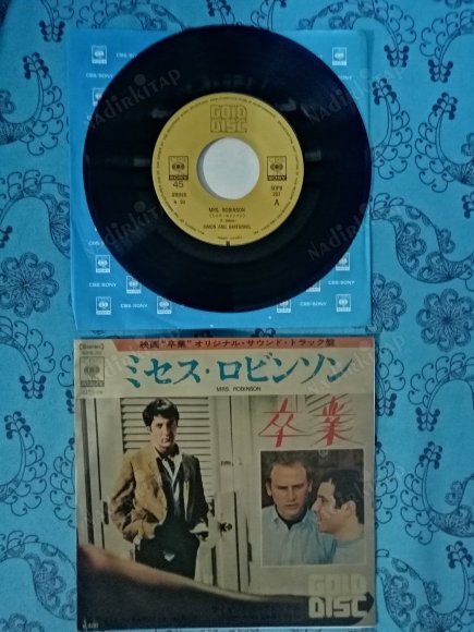 SIMON & GARFUNKEL - MRS. ROBINSON - 1972  JAPONYA  BASIM  45 LİK PLAK