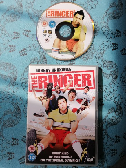 THE RINGER -JOHNNY KNOXVILLE -  DVD  FİLM - 90 DAKİKA +EXTRAS AVRUPA BASIM TÜRKÇE DİL SEÇENEĞİ YOKTUR (+12)