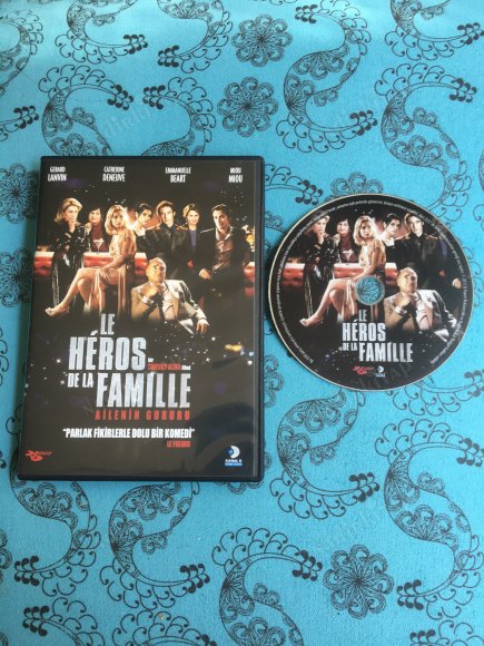 LE HEROS DE LA FAMILLE - THIERRY KLIFA - 100 DAKİKA DVD FİLM TÜRKİYE BASIM (+15)