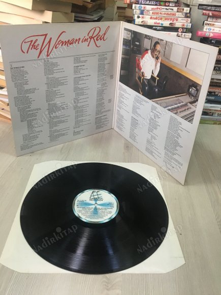 THE WOMAN IN RED- STEVIE WONDER ORIGINAL SOUNDTRACK 1984 ALMANYA BASIM  33 LÜK LP PLAK 2. el