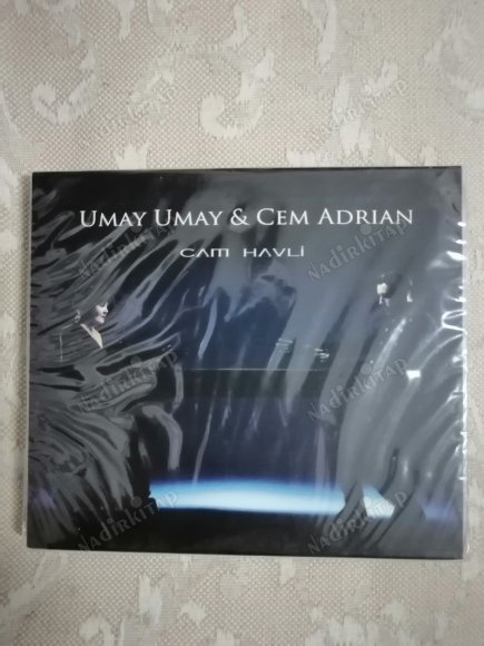 UMAY UMAY & CEM ADRIAN  / CAM HAVLİ   /  ALBÜM  CD -  2014  TÜRKİYE  BASIM * AÇILMAMIŞ AMBALAJINDA*