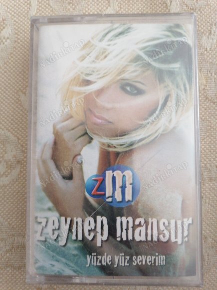 ZEYNEP MANSUR  / YÜZDE YÜZ SEVERİM  / KASET   /  2004  TÜRKİYE BASIM - AÇILMAMIŞ AMBALAJINDA