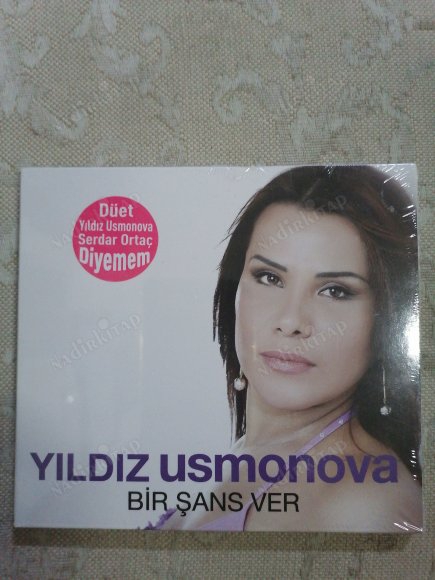 YILDIZ USMONOVA - BİR ŞANS VER - 2011 TÜRKİYE  BASIM  CD ALBÜM - AÇILMAMIŞ AMBALAJINDA