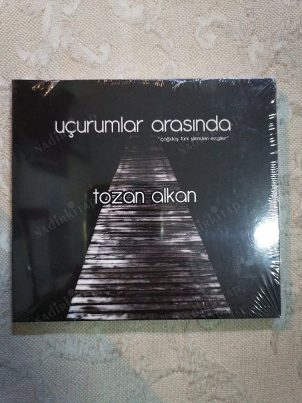 TOZAN ALKAN - UÇURUMLAR ARASINDA - 2013 TÜRKİYE BASIM  CD ALBÜM - AÇILMAMIŞ AMBALAJINDA