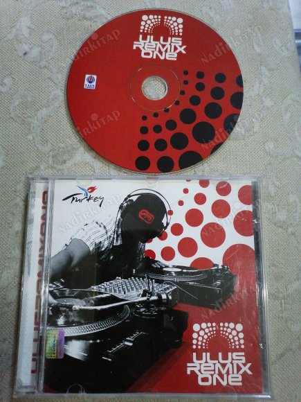 ULUS REMIX ONE  - 2006 TÜRKİYE BASIM CD