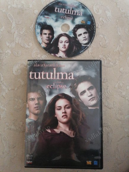 ALACAKARANLIK - TUTULMA( TWILIGHT - ECLIPSE )- KRISTEN STEWART / ROBERT PATTINSON  - 119  DAKİKA   -TÜRKİYE BASIM DVD FİLM