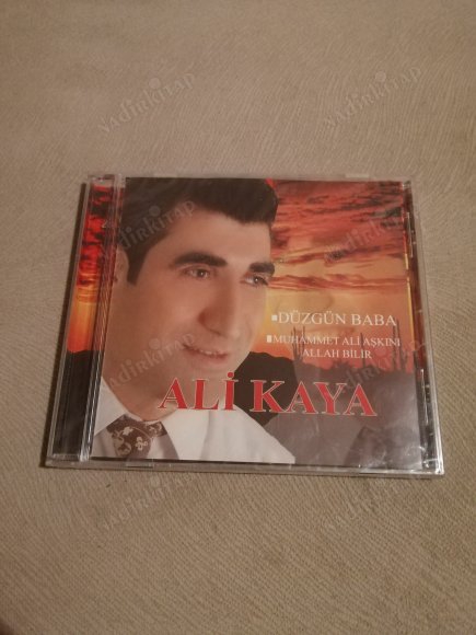 ALİ KAYA - DÜZGÜN BABA  - 2007 TÜRKİYE   BASIM ALBÜM CD - AÇILMAMIŞ AMBALAJINDA