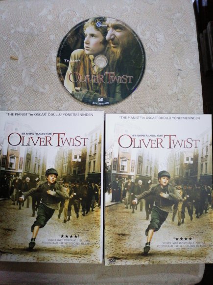 OLIVER TWIST - BİR ROMAN POLANSKI FİLMİ  - 123  DAKİKA+EXTRAS  -TÜRKİYE BASIM DVD FİLM ( ÖZEL KUTUSUNDA )