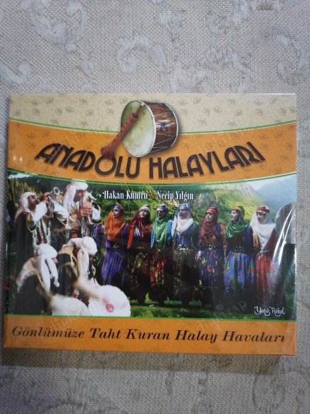 ANADOLU HALAYLARI - GÖNLÜMÜZE TAHT KURAN HALAY HAVALARI -   TÜRKİYE BASIM CD ALBÜM - AÇILMAMIŞ AMBALAJINDA