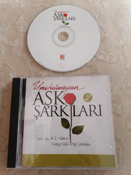 UNUTULMAYAN AŞK ŞARKILARI 2 - 1960,70,80’Lİ YILLARIN TÜRKÇE SÖZLÜ AŞK ŞARKILARI -   TÜRKİYE BASIM  CD ALBÜM