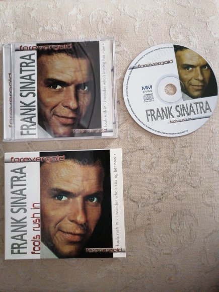 FRANK SINATRA - FOOLS RUSH IN  -  2005 HOLLANDA   BASIM CD ALBÜM