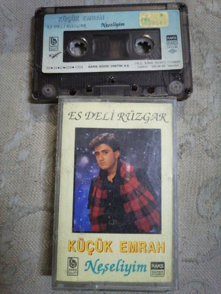 KÜÇÜK EMRAH - NEŞELİYİM - 1988 TÜRKİYE BASIM KASET ALBÜM - KAĞITLI BASIM