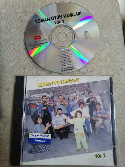 ROMAN OYUN HAVALARI  VOL. 2  ( MÜZİK DİREKTÖRÜ : HURŞİD YENİGÜN ) -  1997 TÜRKİYE BASIM CD ALBÜM