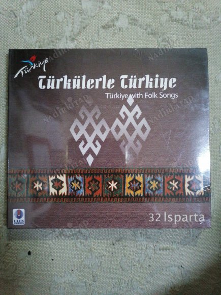 TÜRKÜLERLE TÜRKİYE ( TÜRKİYE WITH FOLK SONGS )  - 32 ISPARTA- TÜRKİYE  BASIM CD ALBÜM - AÇILMAMIŞ AMBALAJINDA