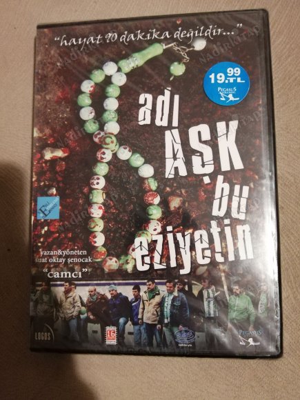 ADI AŞK BU EZİYETİN  - BİR SUAT OKTAY ŞENOCAK  FİLMİ  -  DVD FİLM - 95 DAKİKA - AÇILMAMIŞ AMBALAJINDA