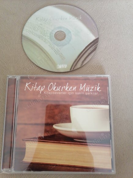 KİTAP OKURKEN MÜZİK - Kitapseverler İçin Sakin Şarkılar  - TÜRKİYE  BASIM ALBÜM CD