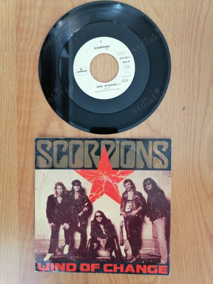 SCORPIONS - WIND OF CHANGE - 1990 ALMANYA  BASIM 45 LİK PLAK