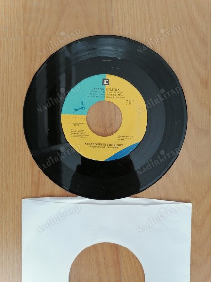 FRANK SINATRA - STRANGERS IN THE NIGHT / SUMMER WIND  -    USA  BASIM  45 LİK PLAK - KAPAK YOKTUR