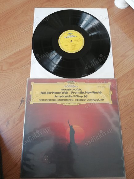 DVORAK - From The New World /Symphonie Nr.9 (5) Op. 95  - KARAJAN & BERLİN FİLARMONİ- 1964 İTALYA  BASIM LP ALBÜM - 33 LÜK PLAK - DEUTSCHE GRAMMOPHON