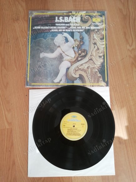 J.S BACH / TOCCATA UND FUGA IN D - KARAJAN VE BERLİN FİLARMONİ  1983 ALMANYA BASIM LP- 33 LÜK PLAK