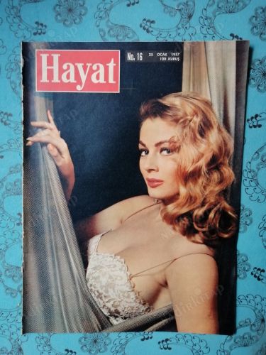 HAYAT DERGİSİ - 25 Ocak 1957 No:16 Orta Sayfa:Ortadoğu Haritası Kapak:Anita Ekberg,Jetlerimizin Bilinmeyen Tarafları(Foto:Ara Güler)