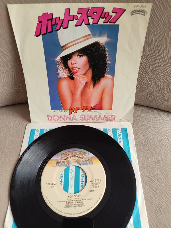 DONNA SUMMER - Hot Stuff  - 1979 Japonya Basım 45’lik Plak Temiz 2. el