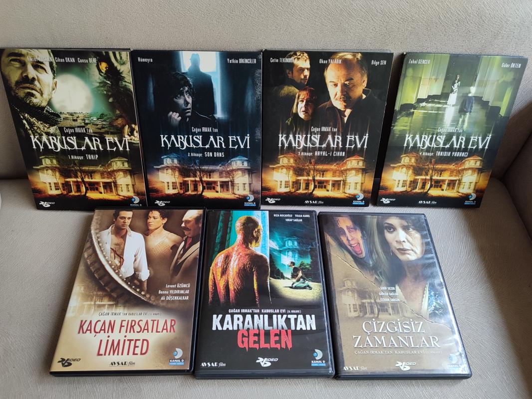 Çağan Irmak’tan KABUSLAR EVİ SERİSİ 1-2-3-4-5-6-7- 7 Filmlik DVD Seti 2. EL